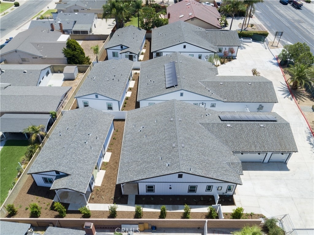 7242 Valley View - Photo 1