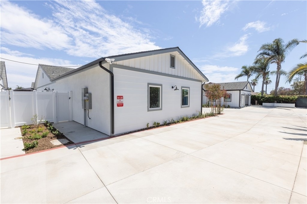 7242 Valley View - Photo 12