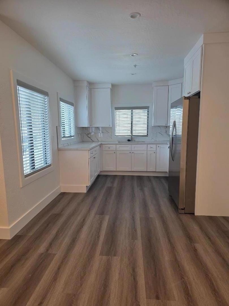761 Lighthouse Avenue - Photo 7