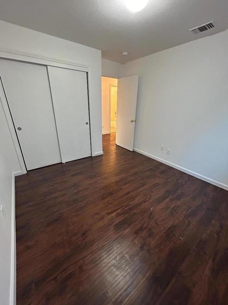 1035 Arbor Drive - Photo 18