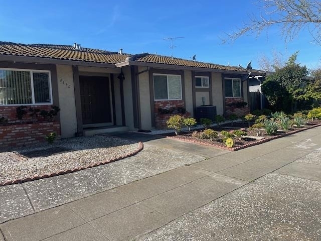 4416 Moorpark Ave - Photo 17