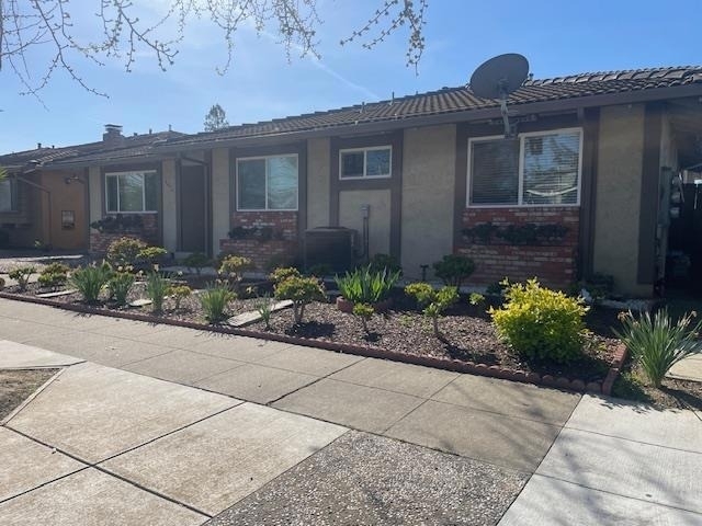 4416 Moorpark Ave - Photo 18