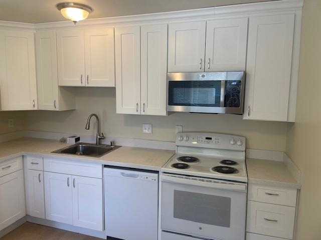 4416 Moorpark Ave - Photo 5
