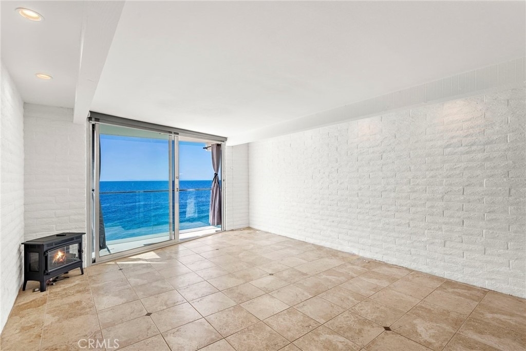 609 Sleepy Hollow Lane - Photo 3