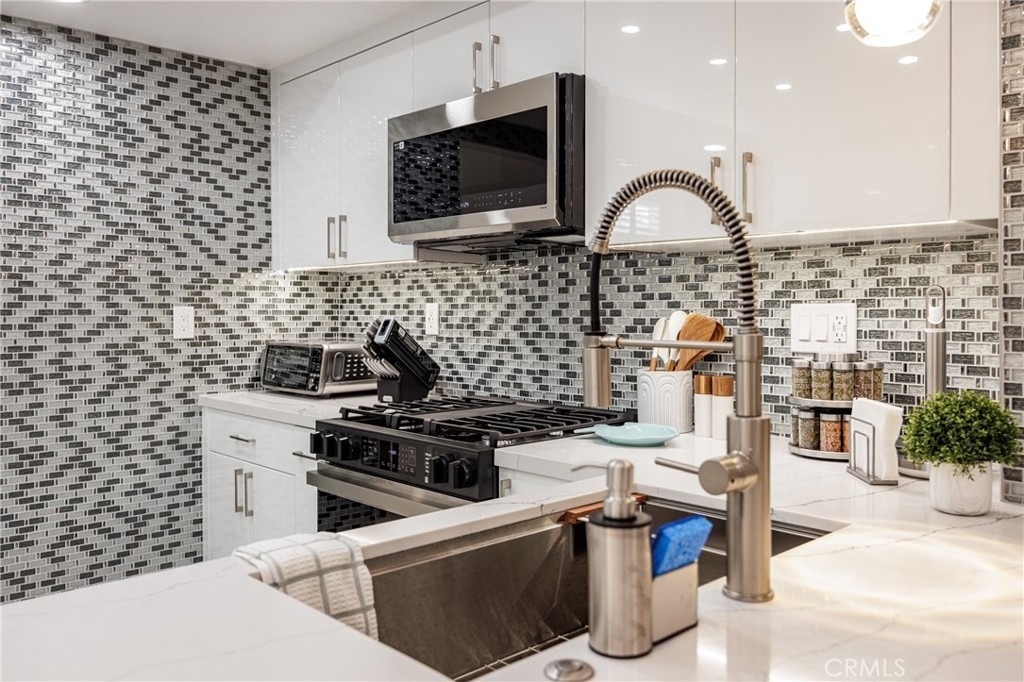 25656 Fishermans Drive - Photo 4