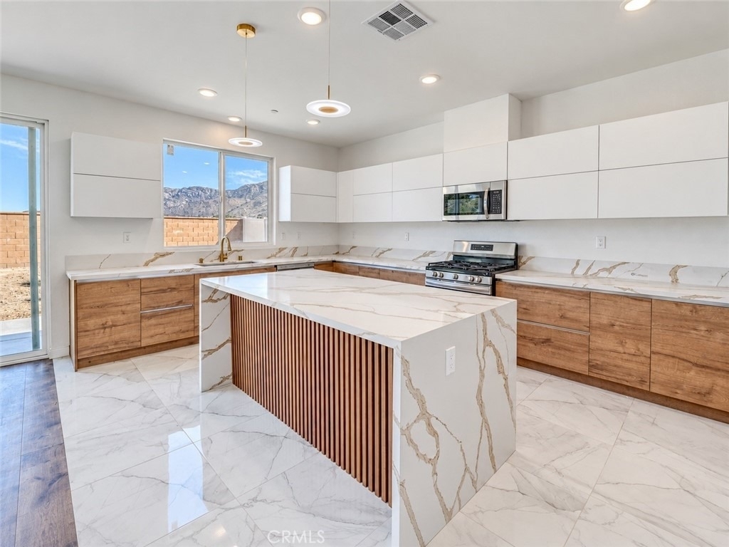 14424 Buvan Court - Photo 8