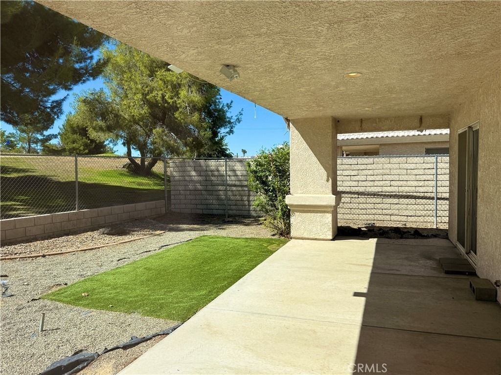 15681 Kingswood Drive - Photo 20