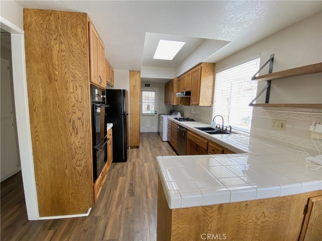 631 Harding Drive - Photo 5
