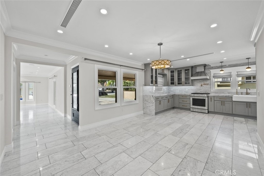 1134 Graynold Avenue - Photo 13