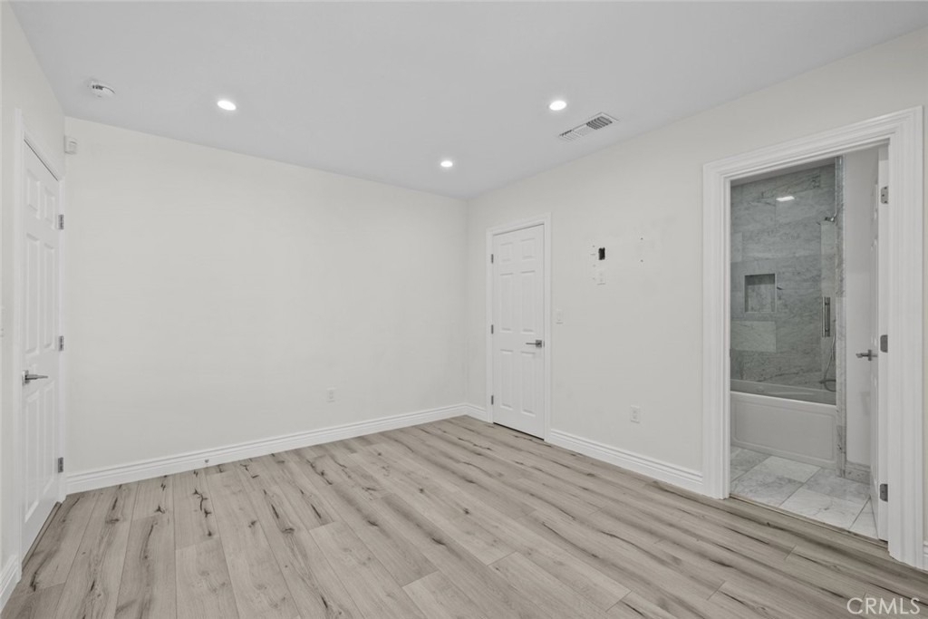 1134 Graynold Avenue - Photo 28