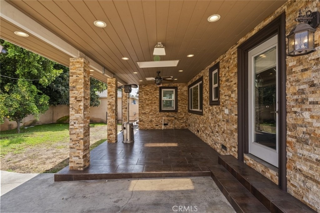 1134 Graynold Avenue - Photo 5