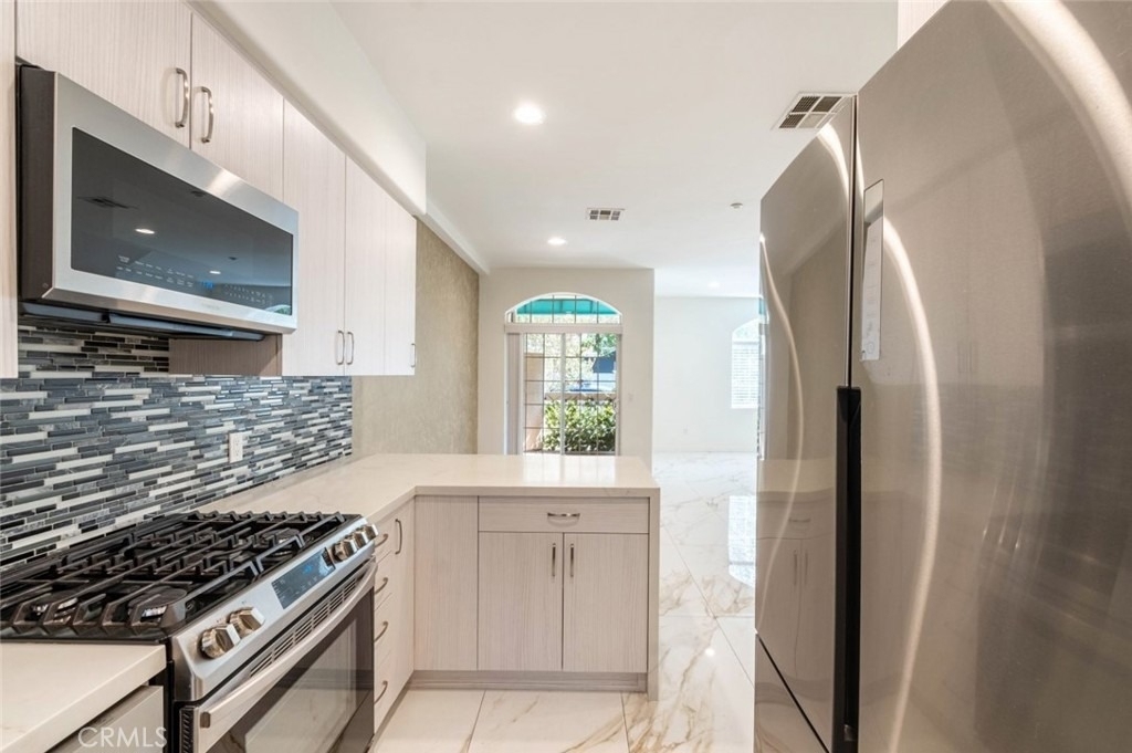 1201 Viola Avenue - Photo 12