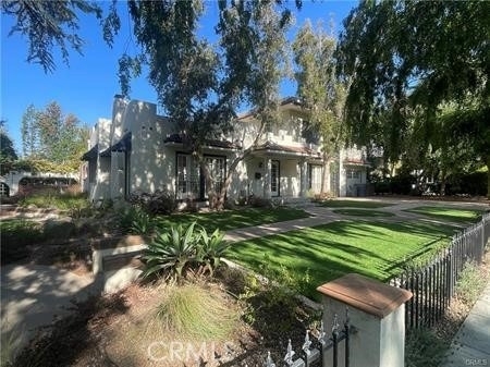 1111 Harvard Avenue - Photo 1