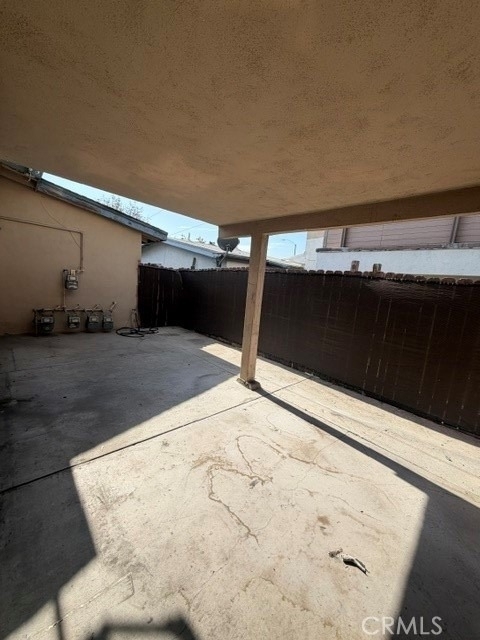 911 N Vineyard Avenue - Photo 9