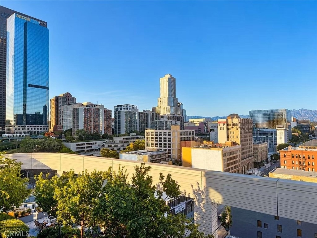 400 S Broadway - Photo 11