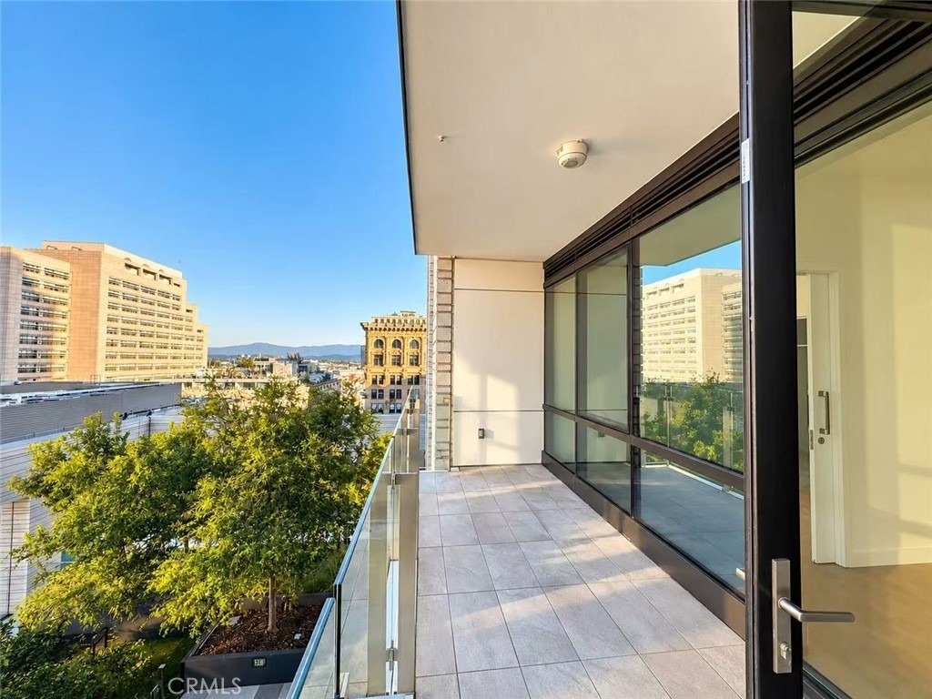 400 S Broadway - Photo 10