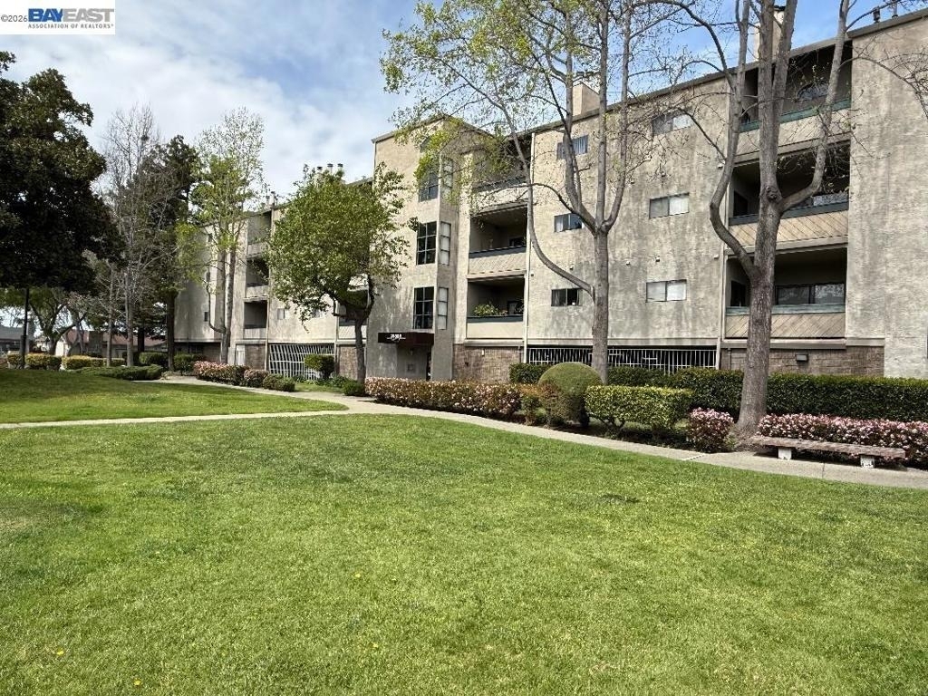 25850 Kay Ave - Photo 0