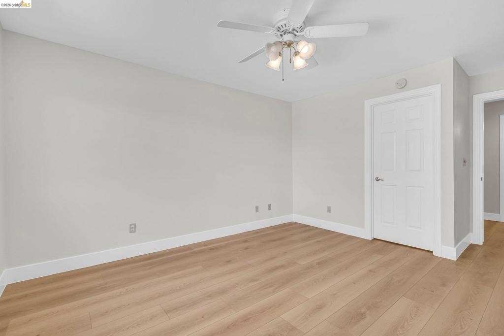 5650 Edgeview Dr - Photo 39