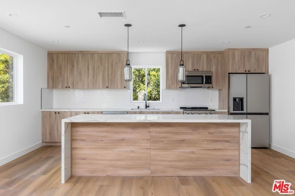 4303 Tujunga Avenue - Photo 4