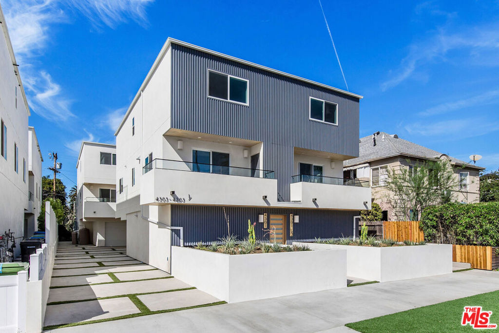 4303 Tujunga Avenue - Photo 1