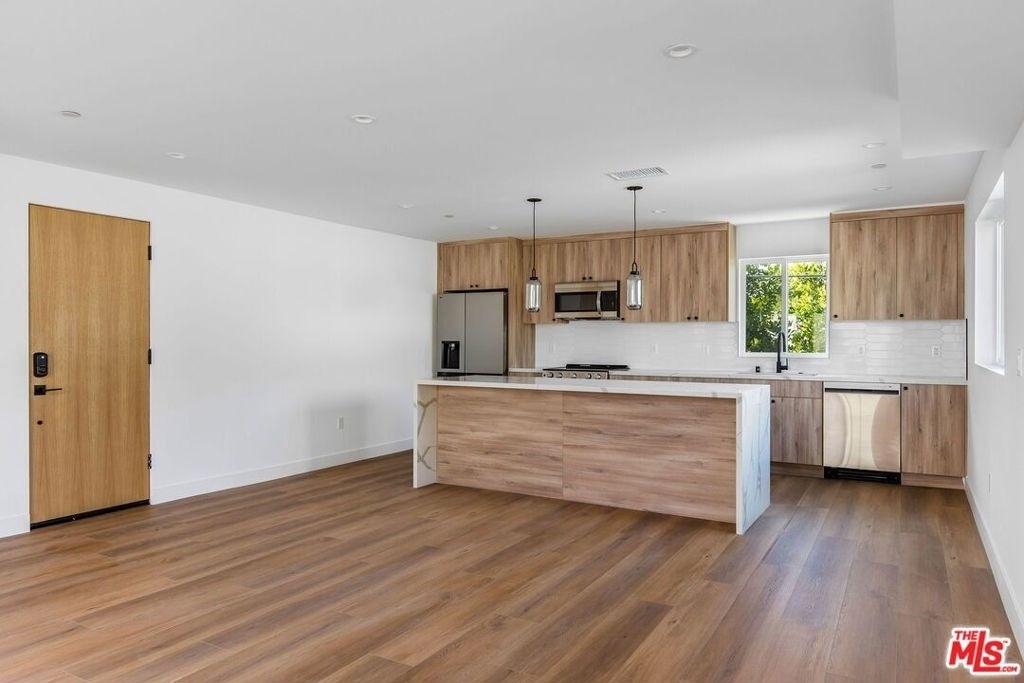 4303 Tujunga Avenue - Photo 5