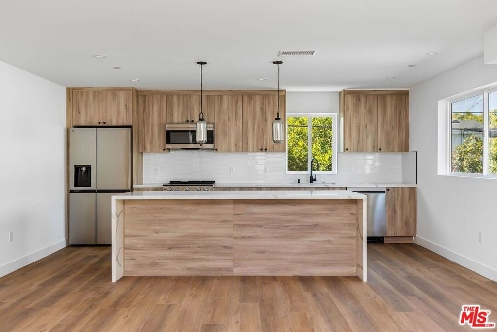 4303 Tujunga Avenue - Photo 3