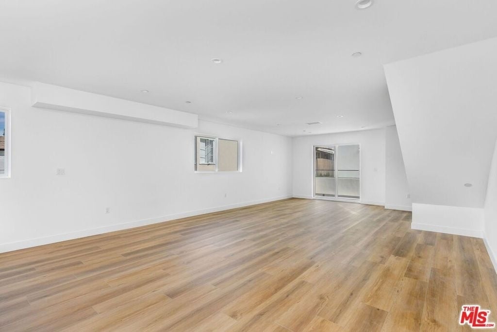 4303 Tujunga Avenue - Photo 12