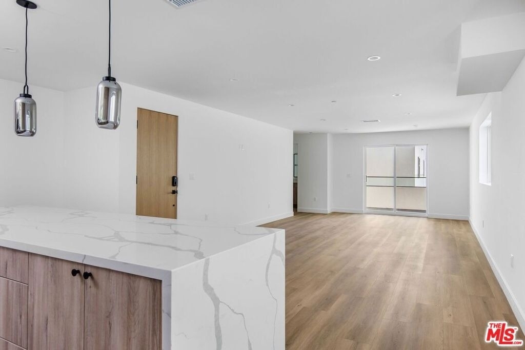 4303 Tujunga Avenue - Photo 10