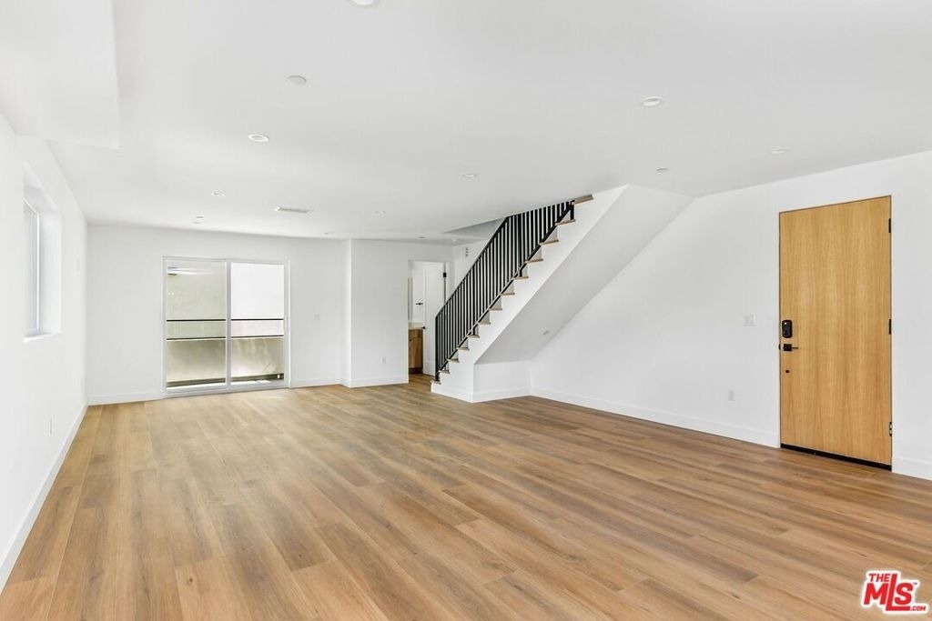 4303 Tujunga Avenue - Photo 8