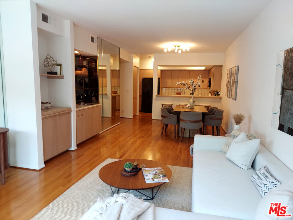 10650 Kinnard Avenue - Photo 7