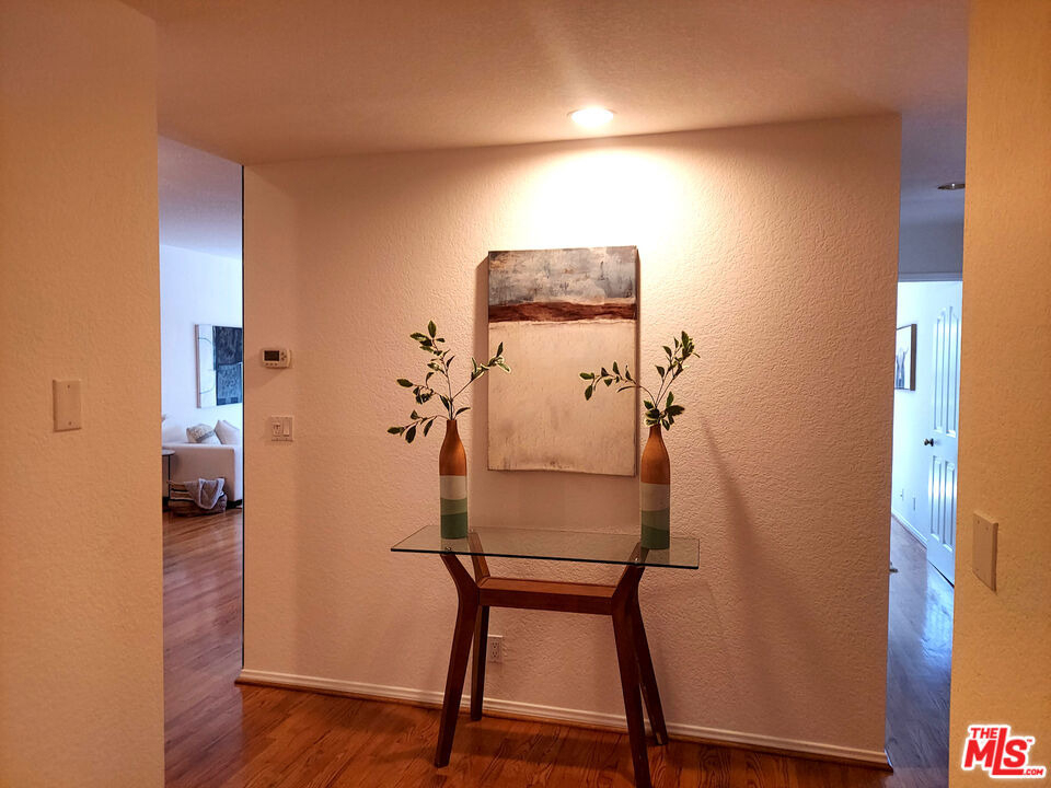 10650 Kinnard Avenue - Photo 2