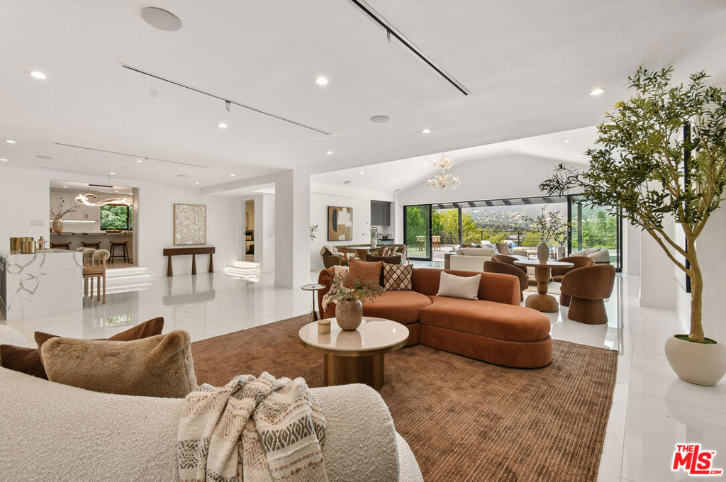4423 Bergamo Drive - Photo 13