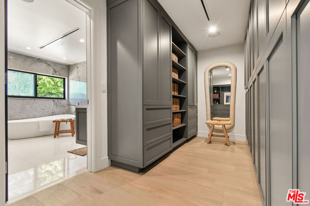 4423 Bergamo Drive - Photo 36