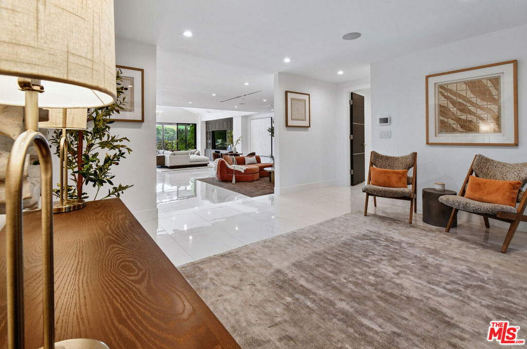 4423 Bergamo Drive - Photo 5
