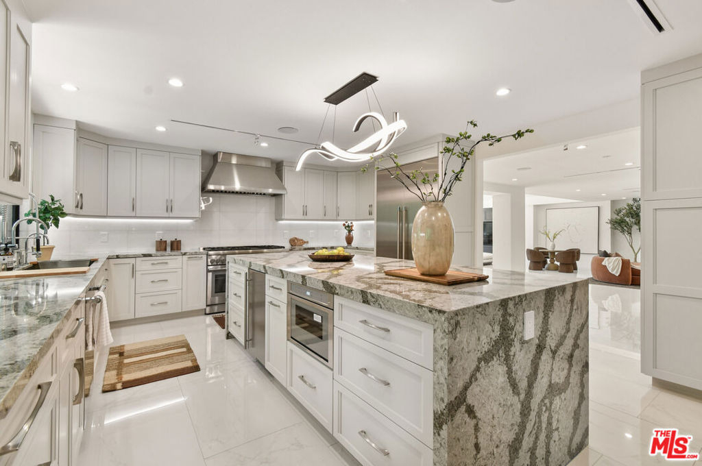 4423 Bergamo Drive - Photo 23