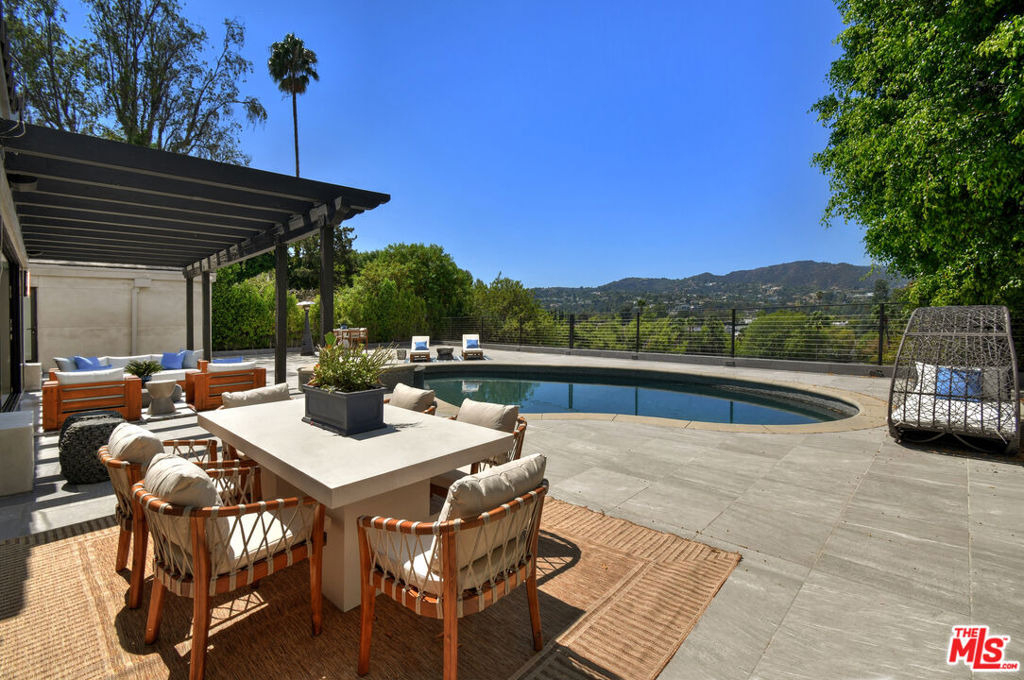 4423 Bergamo Drive - Photo 40