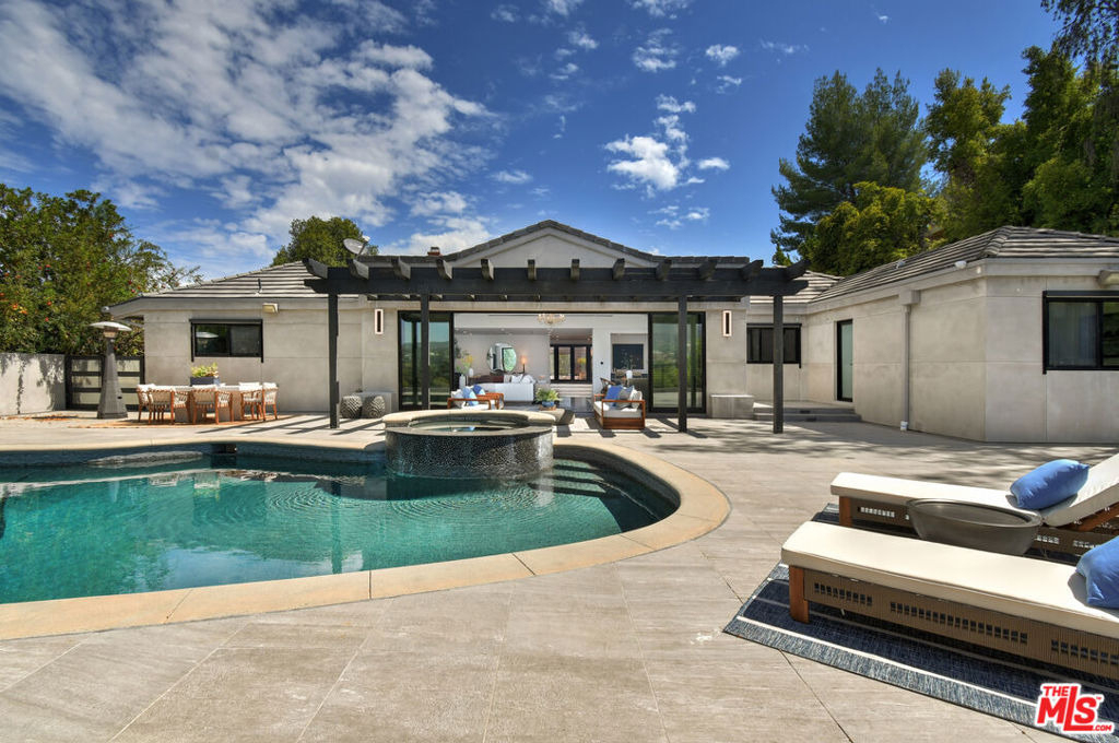 4423 Bergamo Drive - Photo 44