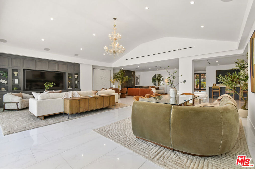 4423 Bergamo Drive - Photo 18