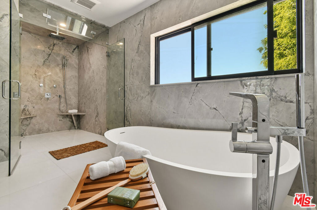 4423 Bergamo Drive - Photo 38