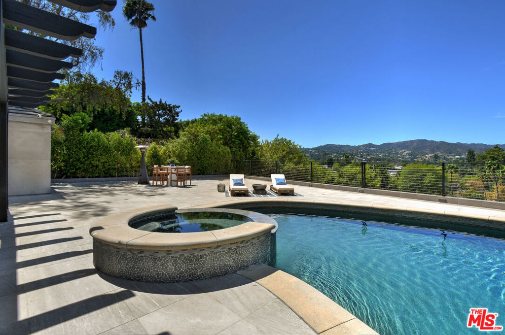 4423 Bergamo Drive - Photo 41