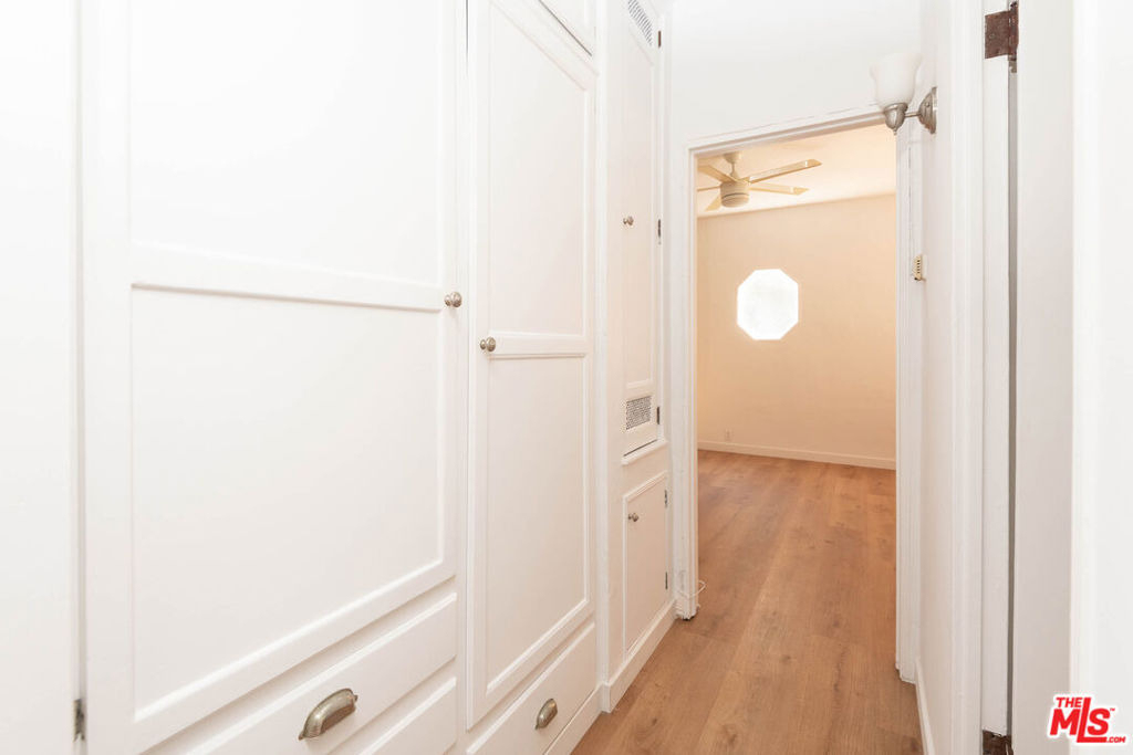 9025 Rangely Avenue - Photo 10