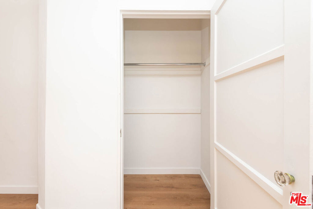 9025 Rangely Avenue - Photo 14