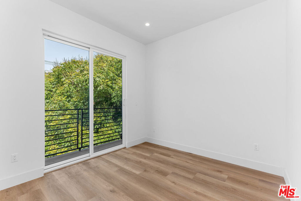 1821 N Ashmore Street - Photo 12