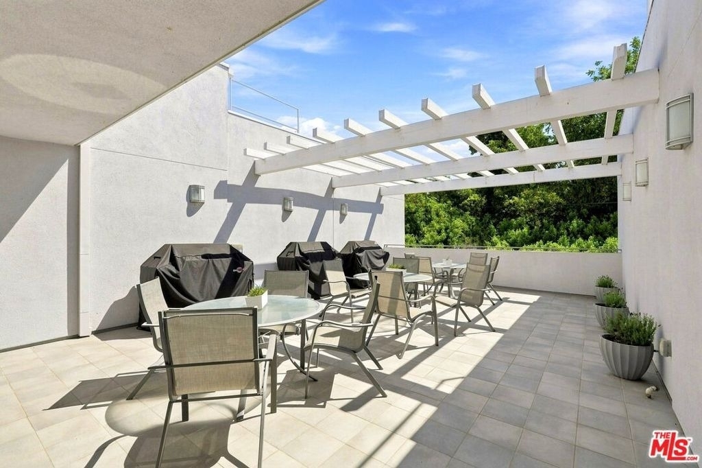 4240 Laurel Canyon Boulevard - Photo 25