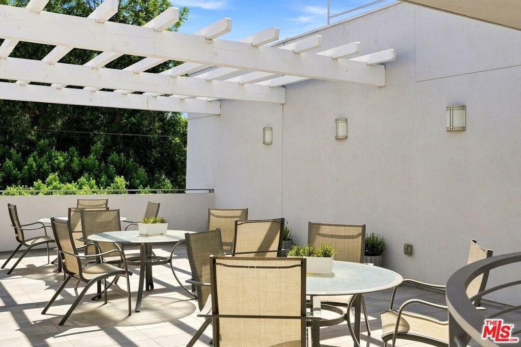 4240 Laurel Canyon Boulevard - Photo 24