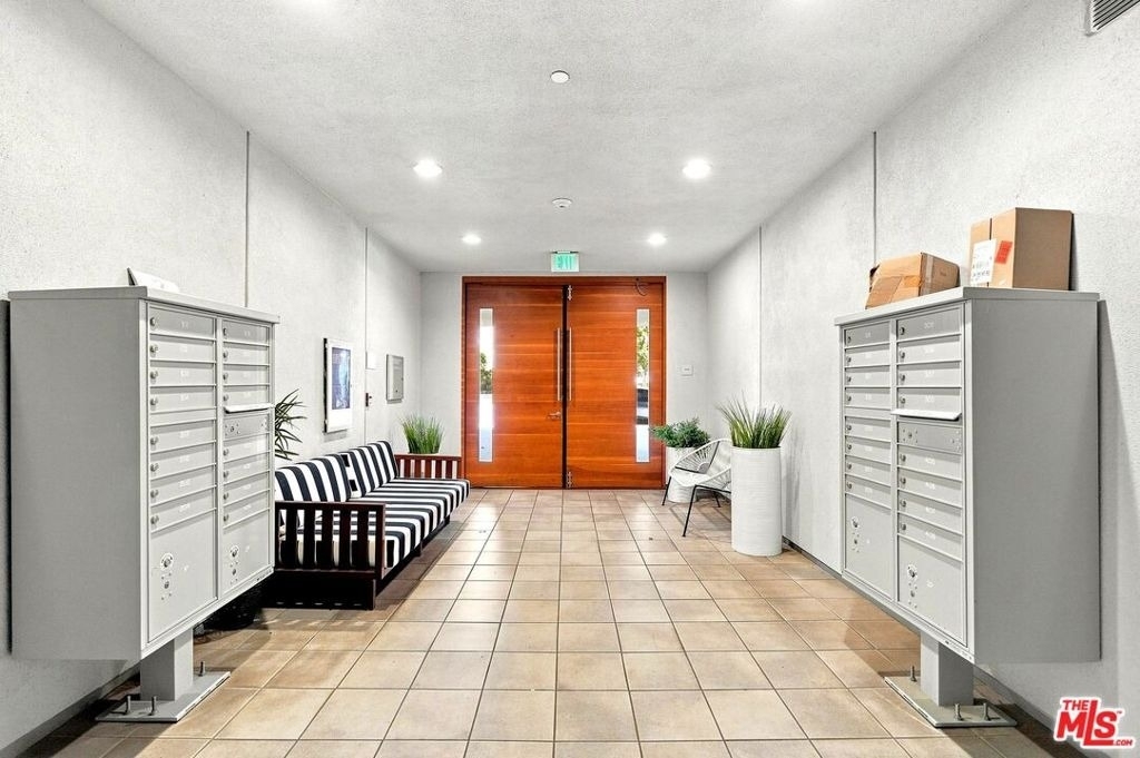 4240 Laurel Canyon Boulevard - Photo 30