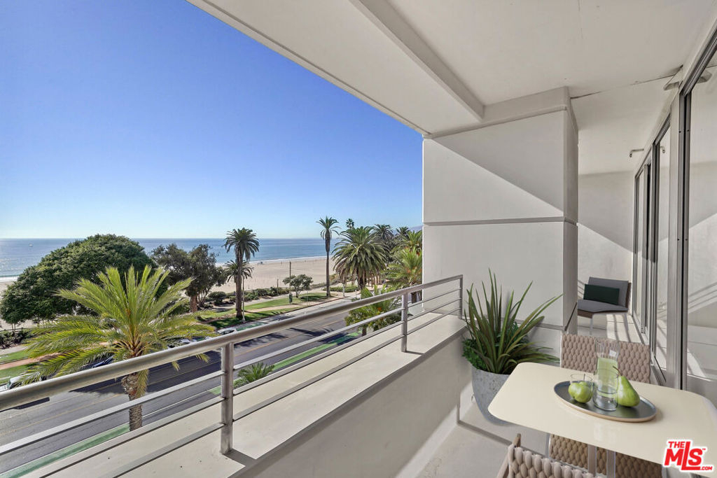 1221 W Ocean Avenue - Photo 3