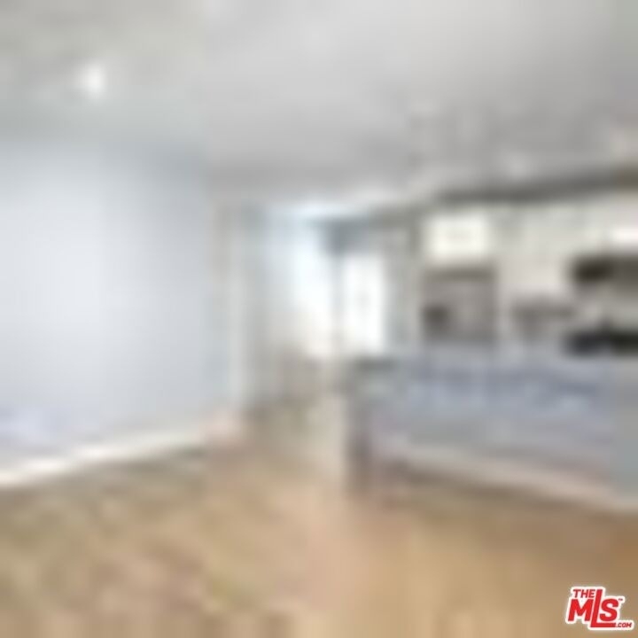 10560 Santa Monica - Photo 2