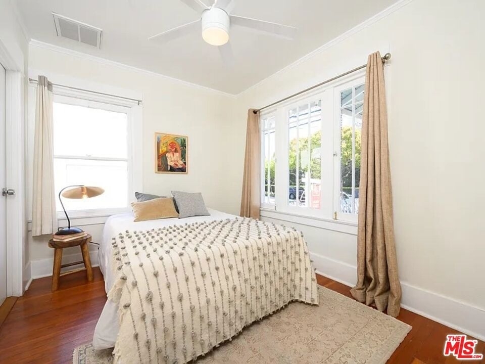 2213 Arizona Avenue - Photo 12