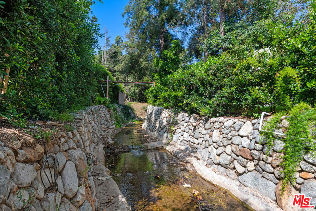 5949 Ramirez Canyon Road - Photo 25